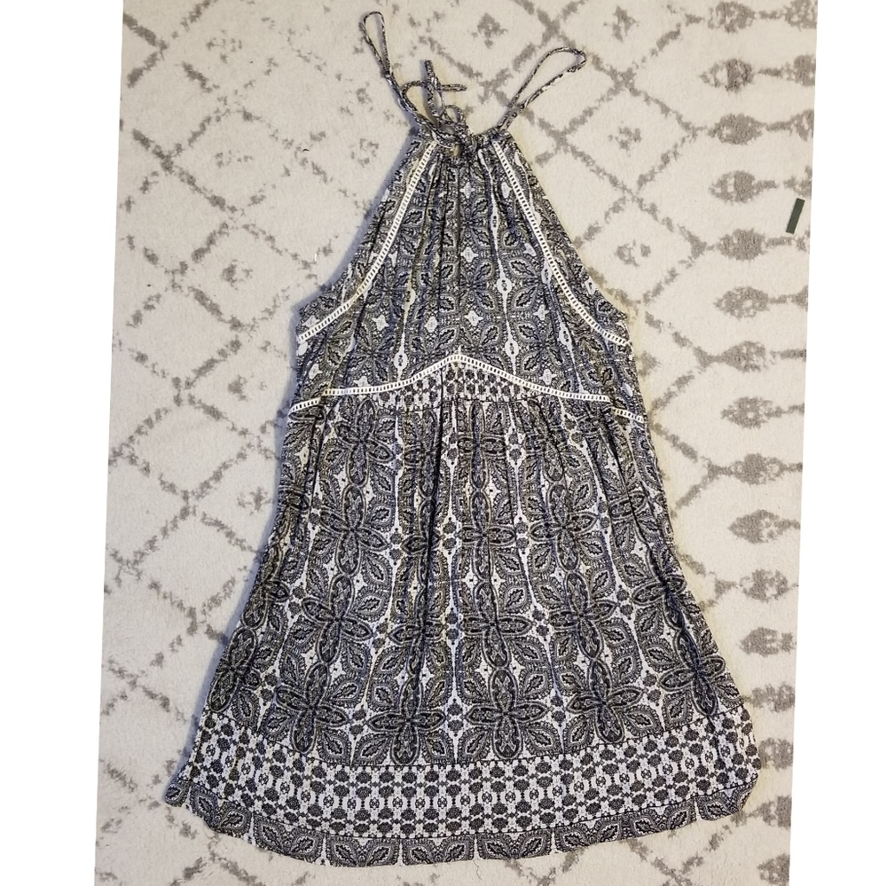 F21 Halter Dress w/ Crochet Black White Sz S